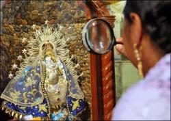 20080510022939-330-virgen-letania.jpg