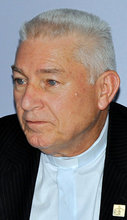 20100507160539-673-dadeus.jpg