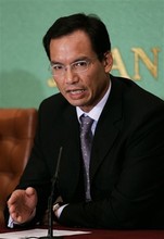 20101017235158-553-ministro-tailandia.jpg