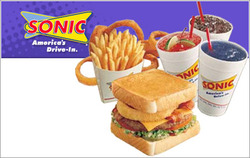 20110703220149-838-sonic.jpg - Un local de comida r�pida incluir� el alcohol en el men�