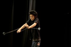 20110815011435-304-yoyo.jpg - El mejor jugador del mundo de Yo-y�