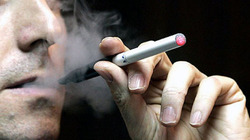 20120219224706-452-cigarrillo-electrico-explota.jpg - A un hombre le estalla en la boca un cigarrillo el�ctrico