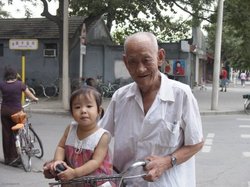 20120416141515-733-abuelo.jpg - El 9% de la poblaci�n china tiene m�s de 65 a�os